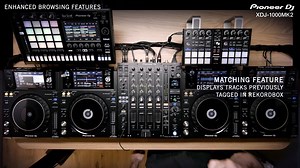 We’ve upgraded one of our most popular USB-only multiplayers to create the XDJ-1000MK2. The new player inherits even more features from the club-standard CDJ-2000NXS2, including its 7-inch full-colour high-resolution touch screen, enhanced track browsing functionality and support for playing high-quality FLAC and ALAC files. Quickly finding the perfect track to play next is easy thanks to Track Filter, which filters tracks by BPM and key, and the new Matching feature displays suitable tracks you