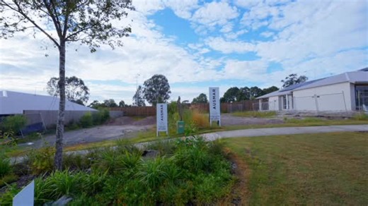 A look back at our Kinma Valley Displays. From early construction to opening the doors - it’s been incredible to watch these homes come to life. Now we get to welcome you inside. Visit the Miami and Long Beach, get inspired, and chat with our friendly consultants about starting your build journey with AUSMAR. 📍 Kinma Valley, Morayfield www.ausmar.au #ausmarhomes | AUSMAR homes