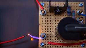 A Miniature Power Supply For High Voltage Hacking