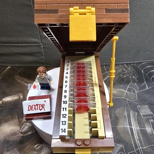 Dexter Slide Trophy Box - Lego/moc - Etsy