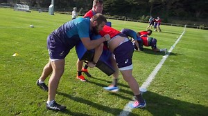 Rugby fans often wonder how rugby players can generate so much strength through their lower-body 💥 We have some more insight into the Springboks training techniques and part of the recipe in mastering the powerful leg drive 🦵🏉 | SuperSport Rugby