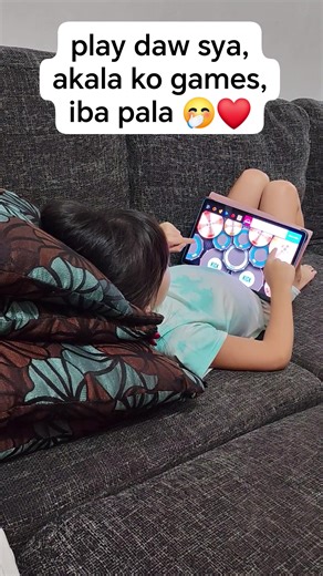 6.5M views · 200K reactions | After nya mag Scholastic Learning Zone, play daw sya, akala ko games, hndi pala 來殺 Future drummer yan?殺 #highlights2025 #creatingmemories2025 #kassieskwentoatbp #kassiediary #happylangpopalagi | Kassie's Kwento Atbp | Facebook