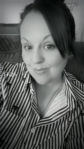Kirst (@kirst8140)’s videos with Aborigenes - Native American Music - Indian Calling