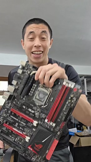 Can you plug PC components into the BACK of your motherboard Let's find out! #pctips #mryeester #pcbuilding #pc | mryeester