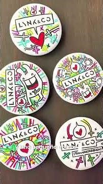 Un Lynk & Co lleno de Dodos y colores.