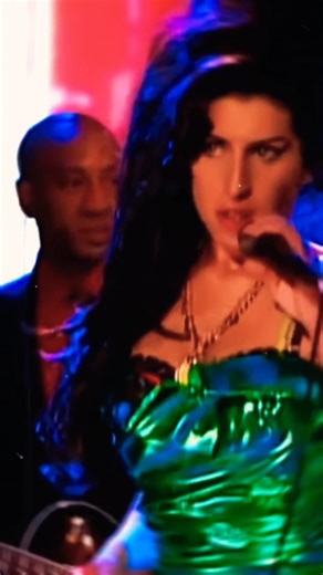 Rare Amy Winehouse Moment You Need to See ✨ #shorts #amywinehouselive
