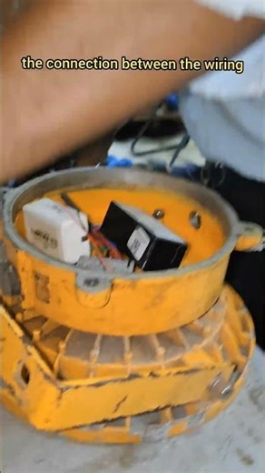 FLP LED Light Replacement | Part-1Faulty light removal #FLPLight #ElectricalMaintenance #Hazardous