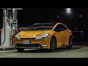 Toyota Prius Hybrid Full Review (50+ MPG Real World Testing) // Forget High Gas Prices