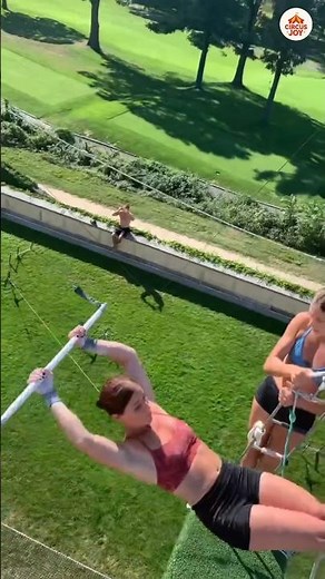 Trapeze Duo Acrobatics Stunt!#shorts