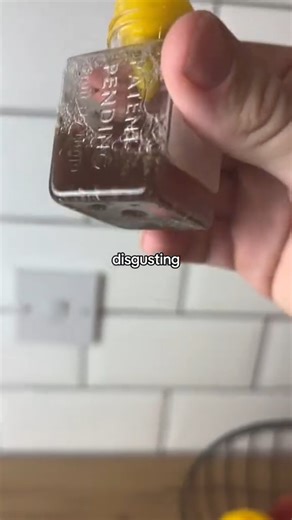 2.7K views | Instantly eliminate bothersome kitchen fruit flies練 with our Ultra-Strong Fruit Fly Trap, featuring a user-friendly design for effortless, no-mess setup in seconds.✅識粒 #KitchenEssentials | Tezko.uk | Facebook