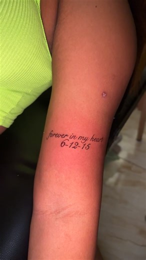 Beautiful Remembrance Tattoo Design Ideas