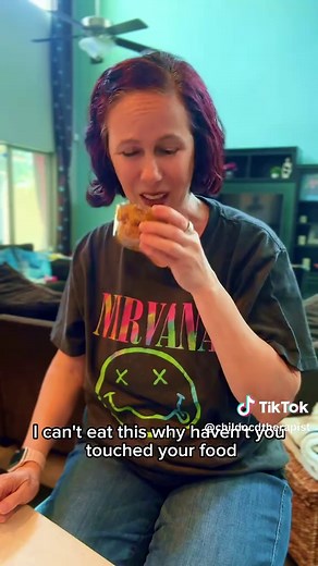 It’s easy to think this is about picky eating. But when OCD is driving it, it’s something very different. OCD can latch onto food in ways that make eating feel unsafe, overwhelming, or even dangerous. Here are some ways that can show up: -Contamination OCD The fear of contamination impacts their ability to eat. Food, dishes and utensils can be “contaminated.” -Emetophobia (fear of throwing up) This is an intense fear of vomiting. When it includes compulsions it is often diagnosed as OCD. People