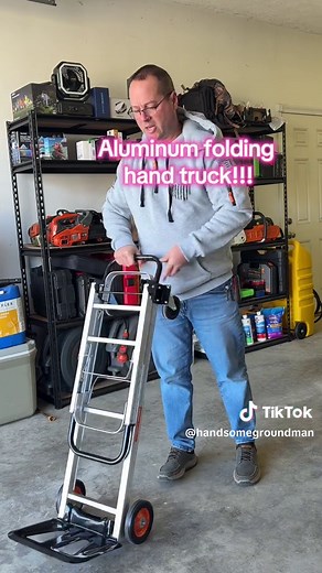 💪🛒 Move heavy loads with ease—no sweat, no struggle! This @Vanka Innovations Aluminum Folding Hand Truck is built for serious work with a 2-in-1 design that switches from upright hand truck to flat dolly in seconds. With a massive 800 lb capacity, it’s perfect for warehouses, supermarkets, garages, gardens, and home moves. 🚚 Heavy-duty aluminum frame 🔄 Folds flat for easy storage 🛞 Rubber wheels for smooth, quiet rolling 📦 Compact, portable, and ready to work anywhere Whether you’re haulin
