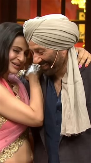 Amisha Patel and Sunny Deol #gadar2 #gadar #bollywood #bolleywoodsong
