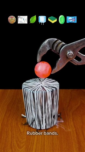1000°C Ball vs Rubber Bands Experiment: Heat Effects