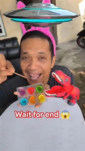 👉 “UFO Head Prank 😂 Alien Food Experiment Gone Wrong 😱 Wait For End!”