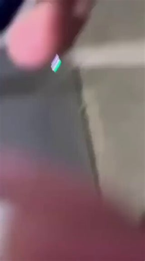 Por la boca cae el pillo. El Director de la @ARCOM_Ecu de Zamora Chinchipe, Marcelo Soto, fue destituido porque fue grabado pidiendo $2500 semanales a un concesionario minero, a razón de $250 por cada máquina trabajando. También fue denunciado en la Fiscalía.