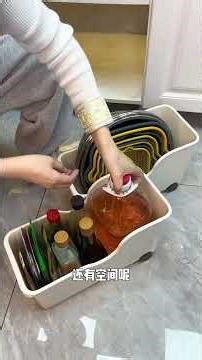 How many things can the kitchen base cabinet hold exactly How many things can the kitchen