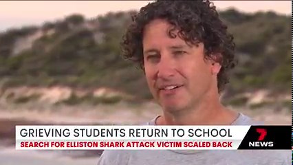 There have been emotional scenes in Elliston where students have returned to school for the first time since a popular teacher was killed in a shark attack. The search for Simon Baccanello's body on the state's west coast is being scaled back. The latest in 7NEWS Adelaide at 6pm | 7news.link/3MmMZxV #Elliston #7NEWS | 7NEWS Adelaide
