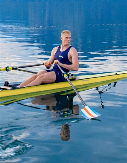 Unlock elite performance on and off the water. 🚣 💪 We’re bringing you two powerhouse series with Olympic rowing champion Olli Zeidler to help you build the engine of a world-class athlete. The Rowing Series: Head to scenic Switzerland to master your technique. This series combines steady-state intervals, HIIT, and sprints to improve your speed, stamina, and rhythm. The Strength Series: A three-part series focused on rowing-inspired functional movements and total-body power. Perfect for forging