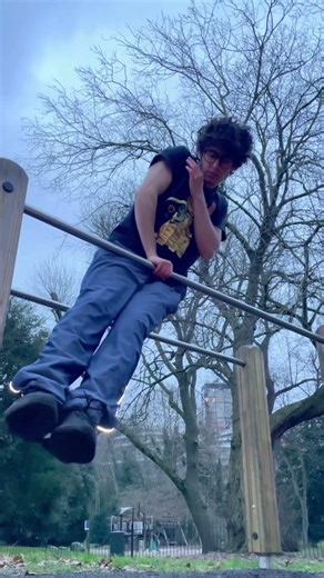 Have the one arm support hold now, onto one arm dip