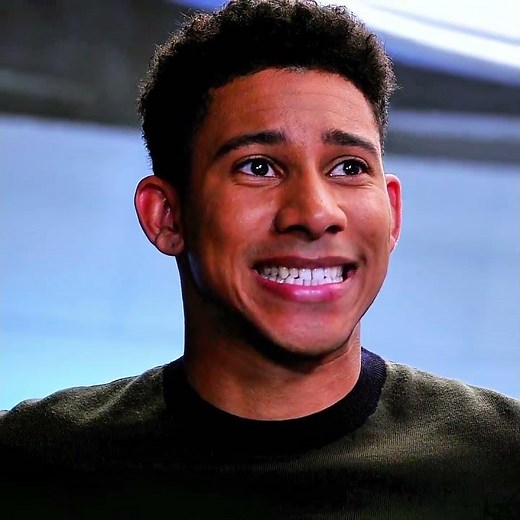 Flash and Kid Flash's funny moments #theflash #barryallen #wallywest #kidflash #funnyshorts