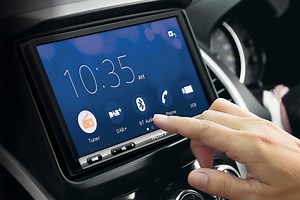 FM, AM, DAB: what is the future of car radio? - Son-Vidéo.com: blog