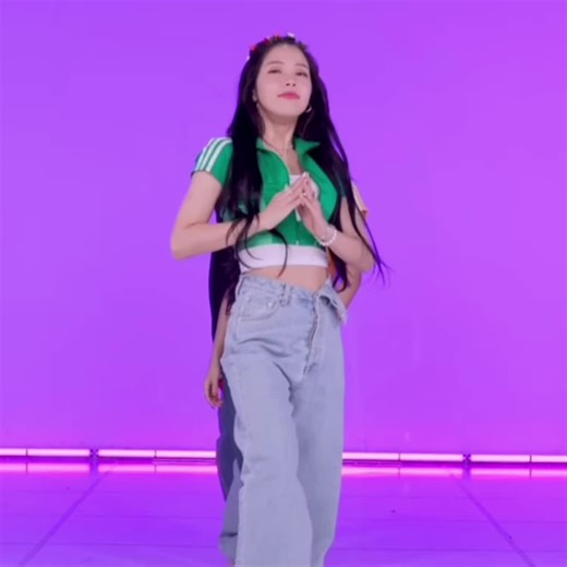 Introduction to Mamamoo Members: Solar, Moonbyul, Wheein