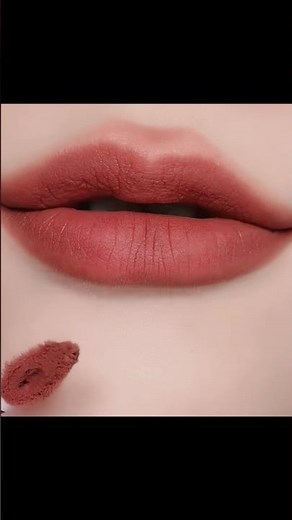 professional lip makeup step by step | liquid lipstick tutorial 5 easy steps | make-up tutorial