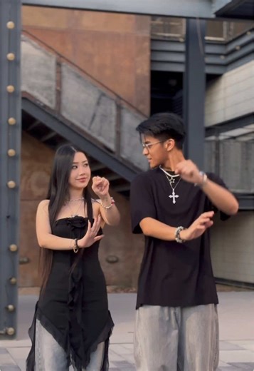 roll that dice! 🎲🔥 @Lynni😗 dc ctto #MarcDanielBernardo #Lynni #LYNNIxDANIEL