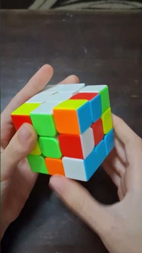 How to solve a Rubix cube for beginners!First Layer #rubikscube #toturial #easy #fun #beginners