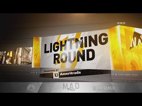 Cramer's lightning round: I'm done hating on AT&T at these levels
