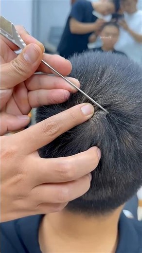 बंदे के सिर में क्या है ❓