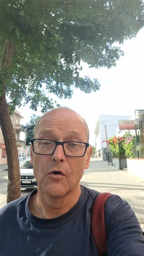 Atención al Cliente en Uruguay: Humor y Carnaval