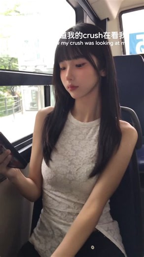 001studio on Instagram: "你也喜歡我嗎"