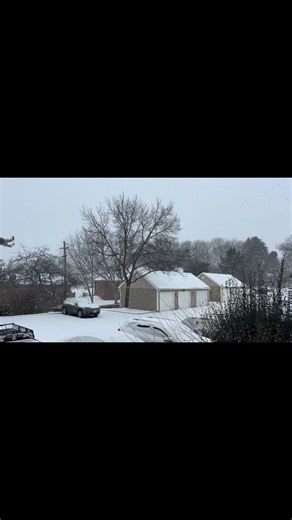 Heavy snow now falling in Springfield, Mo. #winter #snow #mowx #storm | RNN News