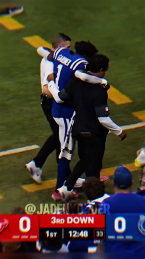 Sauce Gardner goes down with an injury 💔😔