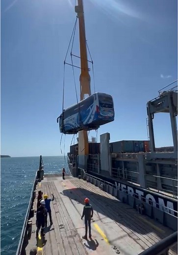 #yaulemajr #galapagos #primerolonuestro😍🇵🇪 #primeroecuador🇪🇨 #hunterplus