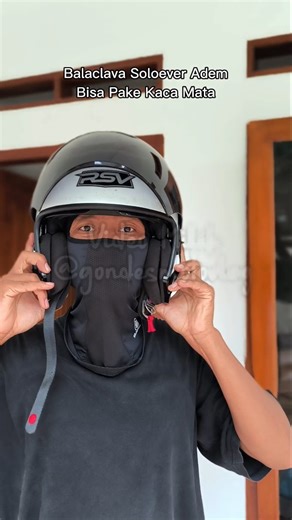 Gondes Motovlog (Sutopo) on Instagram: "Balaclava cocok untuk helm Udah ada lubang kaca matanya ,bahannya adem beda sama balaclava pada umumnya #balaclava #balaclavamask"