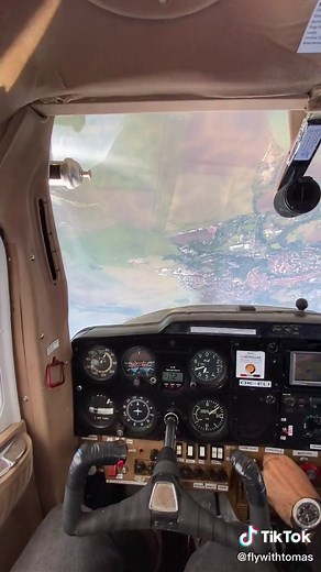 Let it loop! ➰🚀 #flight #plane #airplane #aviation #pilot #aviationdaily #flying #aviationgeek #cockpit #aviationlife #pilotsoftiktok #studentpilot #aviationtiktok #aviation4u #aviationlovers #uprt #loop #pilotlife #cessna #cessna150