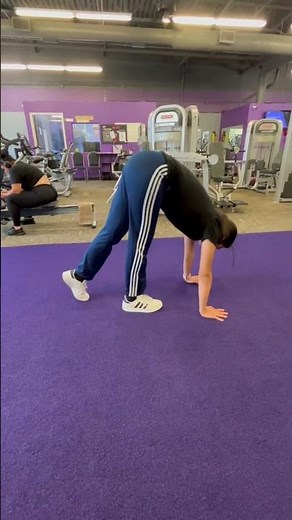 How to perform Walking Inch Worms