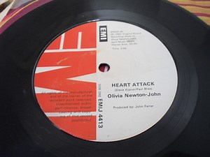 Olivia Newton-John - Heart Attack