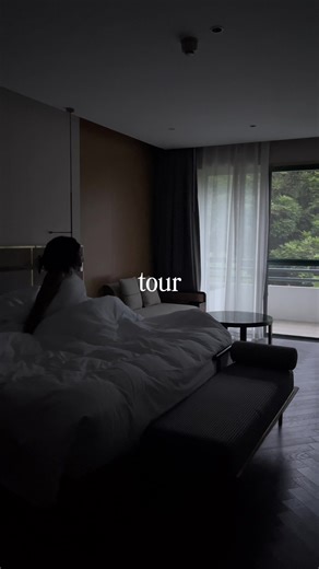 Overdue Tour Vlog Highlights and Fun Moments