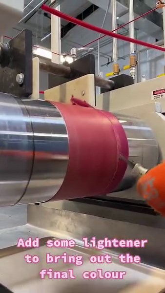 The process to make a colour golf grip is INSANE 😲 #golf #golfclub #golfequipment #golfing #golflife #fyp | National Club Golfer