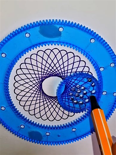 Creating Beautiful Spirograph Art with Satisfying Sounds