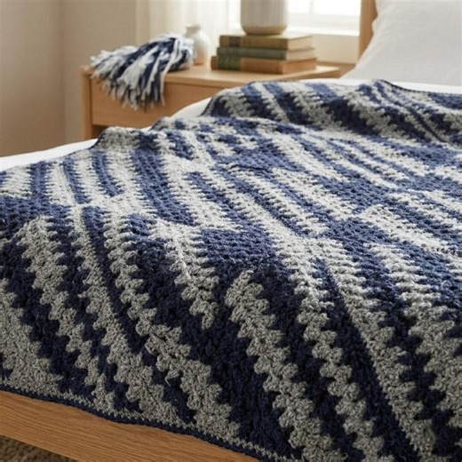 Triangle Granny Square Crochet Blanket Pattern, Crochet Triangle, Easy Crochet Blanket, Granny Square Crochet Tutorial, Instant PDF Download - Etsy