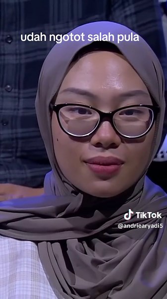 Stand-Up Comedy Lucu Arafah di Tonight Show