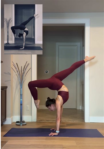 Master Your Flexibility with This Stretching Pose