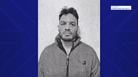 Mexican boxer Julio César Chávez Jr. was arrested and will be deported, federal officials say