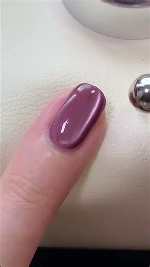 Purple Grape Glass Bead Cat Eye Nails